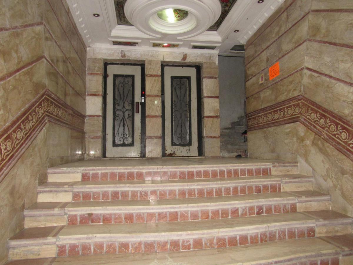 Apartmán Beautiful Sea View At Miami & Montaza Palace With Wi-fi, بجوار شاطئ ميامي و قصر المنتزة ترى البحر منظر جميل Alexandria